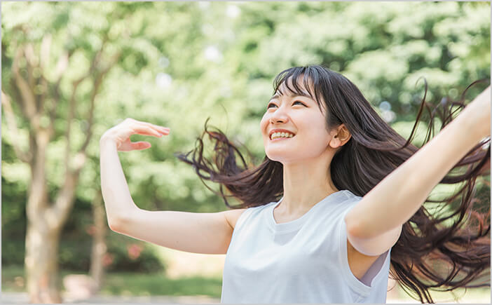 色白な女性